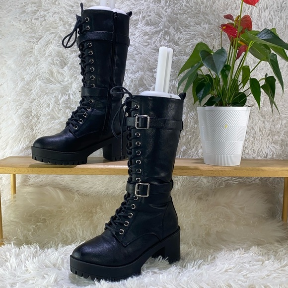 🖤🖤-Forever tall grunge boots-🖤🖤 - Picture 1 of 10